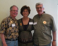 2010 Picnic
Craig Robison, Laura Ford, and Byron Wood -- good Village Methodist classmates. Blair.. you left too early!!!